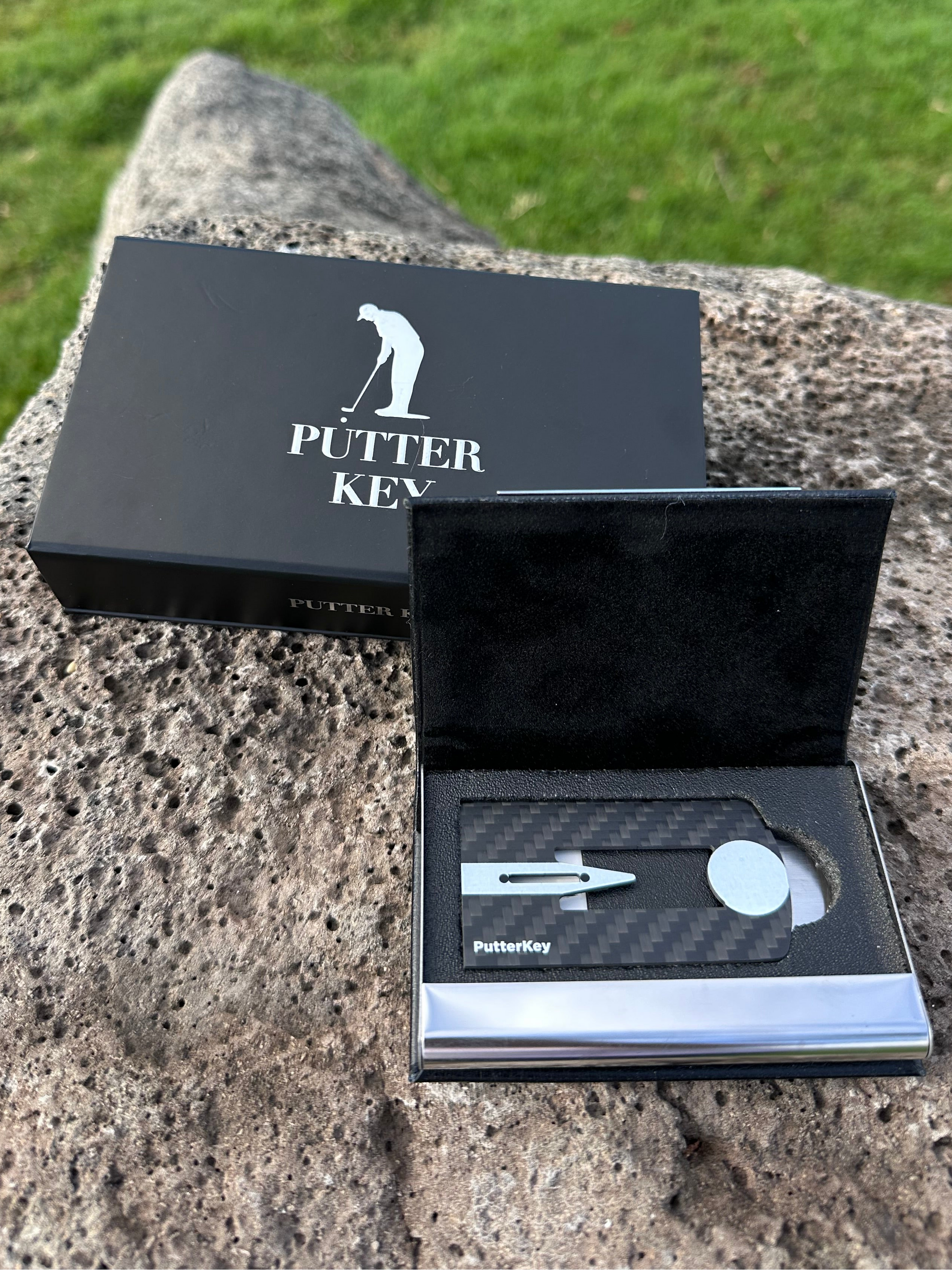 Putter Key case and box on display