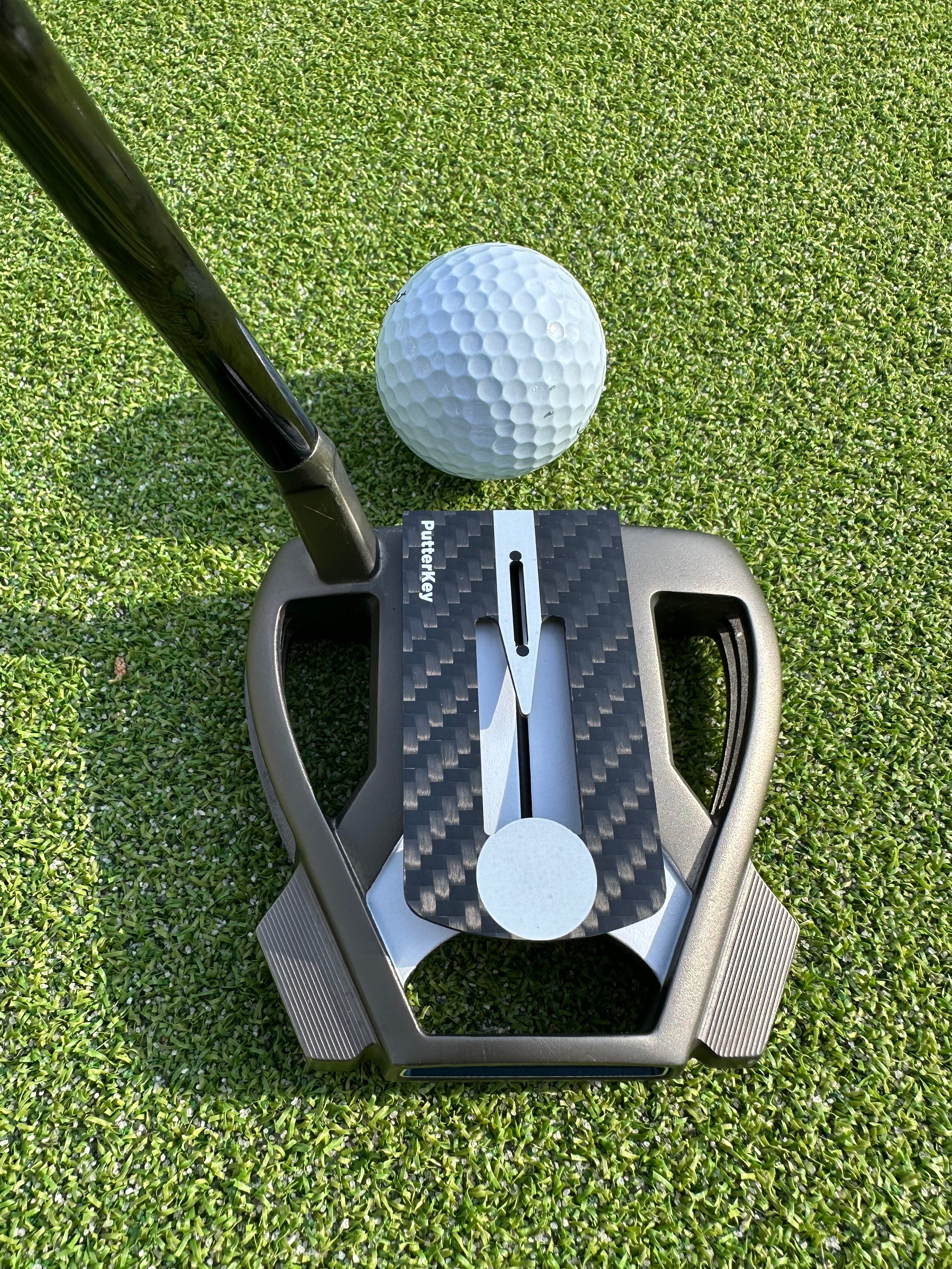 Putter Key tool on a mallet putter