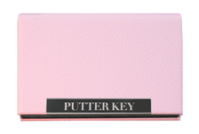 Putter Key putting aid case in pink